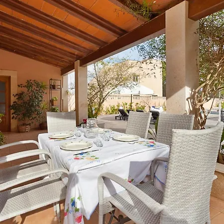 Angela Llucmajor (Mallorca)